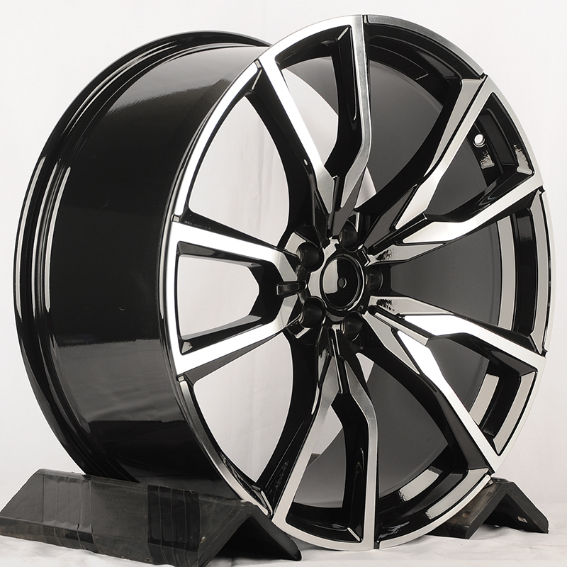 Диски IV-152 IWheel IV-152 10.5x22/5x112 D66.5 ET43 BMF (задняя ось)