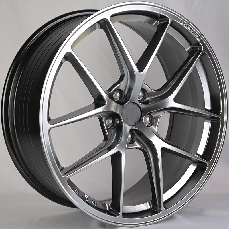 Диски FF012 KoKo Kuture FF012 8.5x19/5x112 D66.56 ET35 Titanium Silver