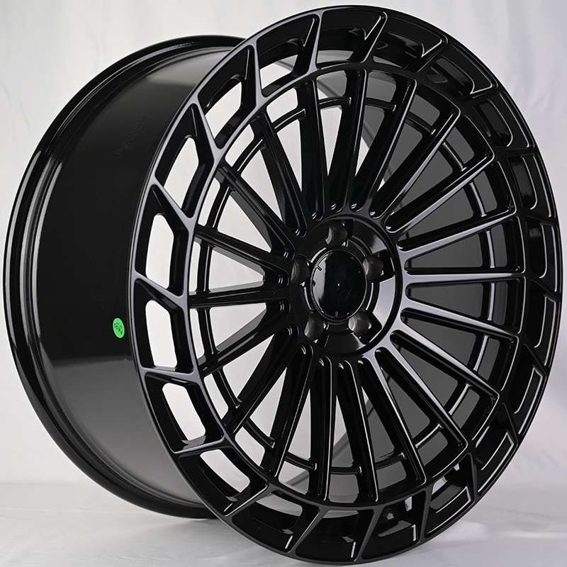 Диски FB780 IWheel FB780 10.5x22/5x112 D66.56 ET38 Gloss Black (задняя ось)