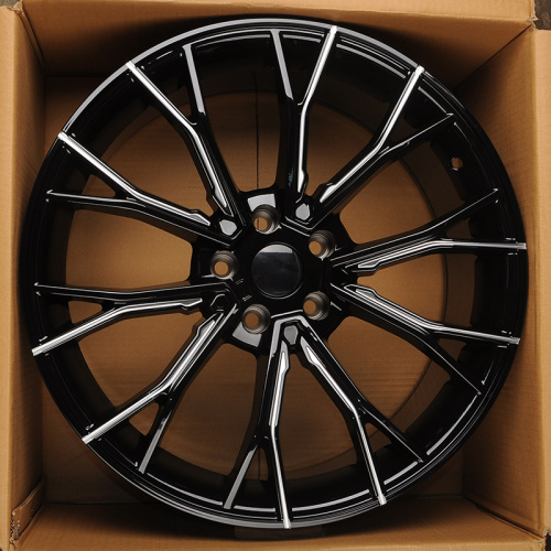 KoKo Kuture 0220 8.5x19/5x112 D66.4 ET30 Glossy Black (передняя ось)