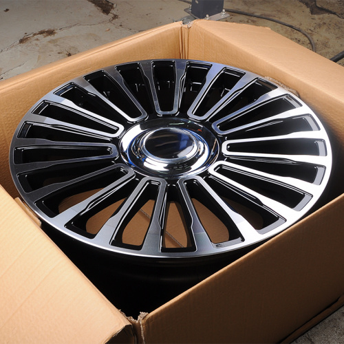 Ivision Wheel 1365 9.5x21/5x120 D72.6 ET45 BKF