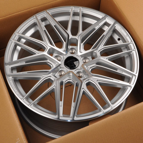 KoKo Kuture FF581 8.5x19/5x114.3 D73.1 ET35 Silver Face