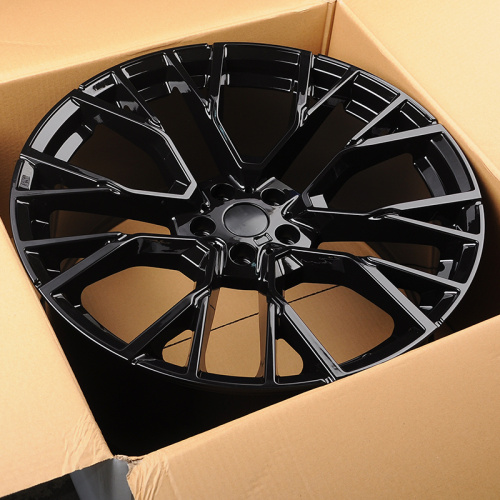 Powcan BK5769 10.5x21/5x112 D66.6 ET40 Gloss Black (задняя ось)