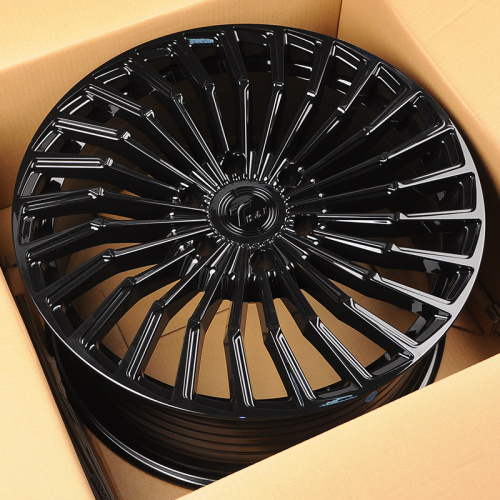 Tisli Spark B 9.0x20/5x108 D65.1 ET40 Gloss Black