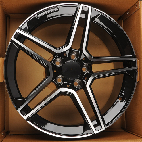 KoKo Kuture FF133 8.0x18/5x112 D66.45 ET45 Gloss Black Face (в круг)