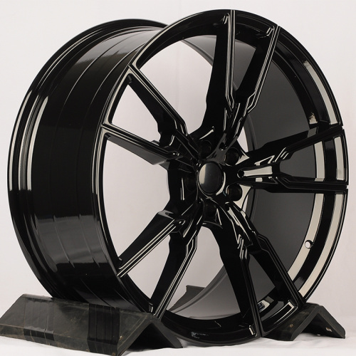 Koko Kuture 5171 9.5x22/5x112 D66.6 ET37 Gloss Black (передняя ось)