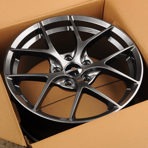 Zumbo Wheels F1153 7.5x17/5x114.3 D73.1 ET40 Hyper Black