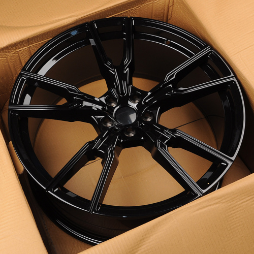 Koko Kuture 5171 9.5x22/5x112 D66.6 ET37 Gloss Black (передняя ось)