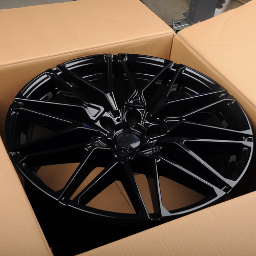 Powcan BK5771 10.0x20/5x120 D74.1 ET40 Black (передняя ось)