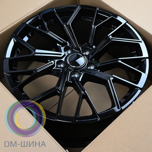 IWheel F8760 8.0x18/5x112 D66.45 ET45 Full Gloss Black