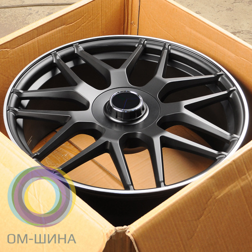 IWheel CR02009 11.0x21/5x112 D66.56 ET40 Matte Black Machined Lip (задняя ось)