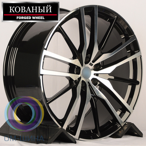IWheel CR03041 10.5x22/5x112 D66.56 ET35 Black Machined Face (задняя ось)