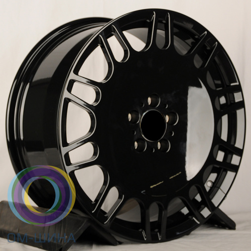 IWheel CR02010 8.5x19/5x112 D66.56 ET36 Gloss Black (передняя ось)